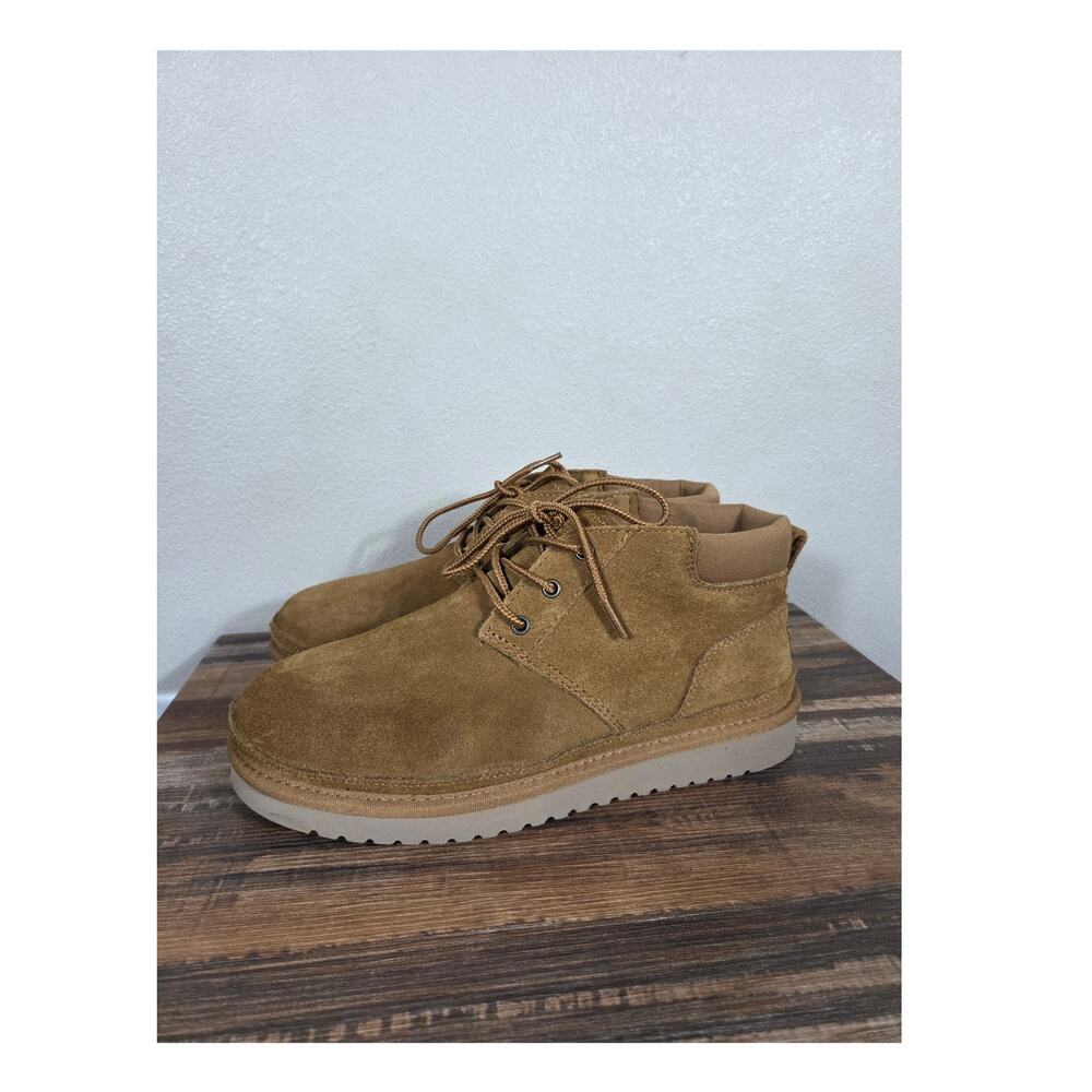 Koolaburra by UGG Woman's Advay Chestnut Brown Suede Leather Ankle Boot Size 10